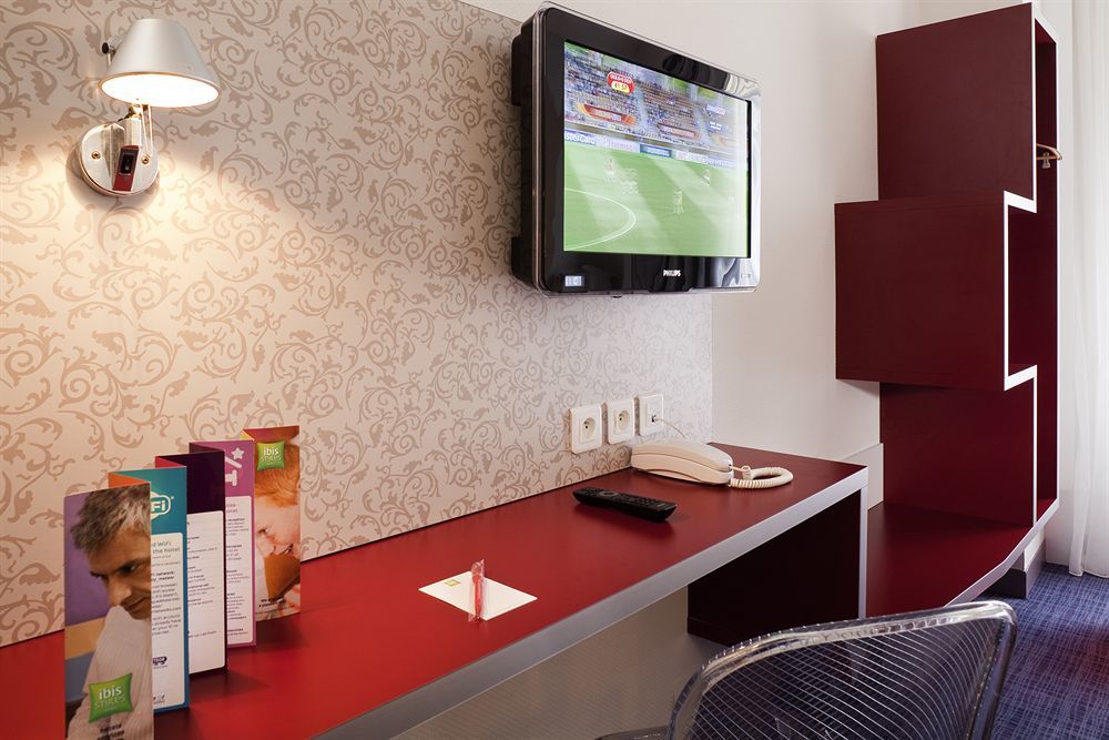 Ibis Styles Paris 15 Lecourbe Ξενοδοχείο Εξωτερικό φωτογραφία
